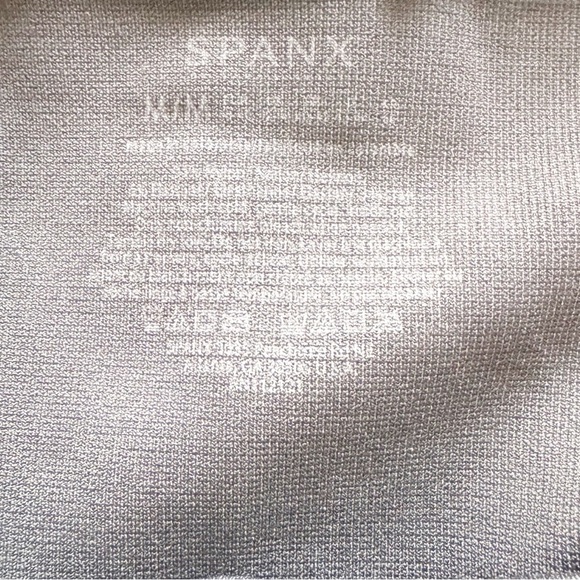 SPANX Seamless Camo Leggings - Picture 7 of 7